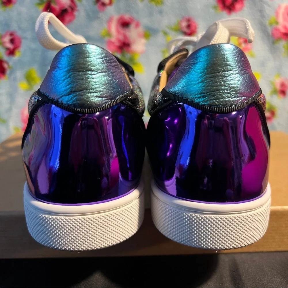 Christian Louboutin Vieira Orlato Sneaker - metallic, holographic leopard print - Picture 4 of 16